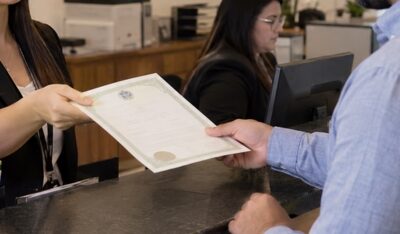 Declaração de óbito e certidão de óbito é a mesma coisa?